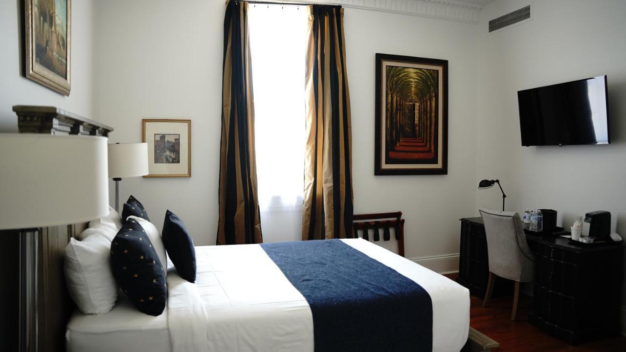 Royal Frenchmen Hotel And Bar 新奥尔良 外观 照片